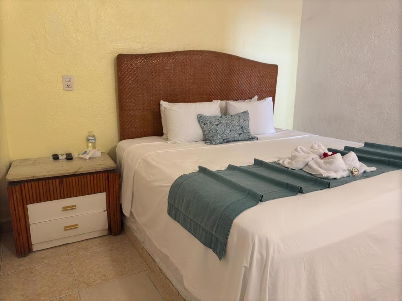 Hotel Acapulco Club Diamante ภายนอก รูปภาพ